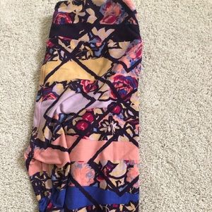 LulaRoe OS leggings